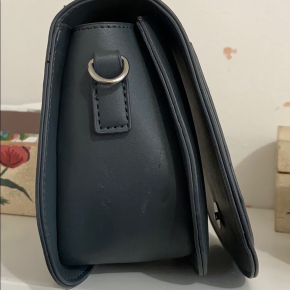 Handbag - Picture 3 of 3